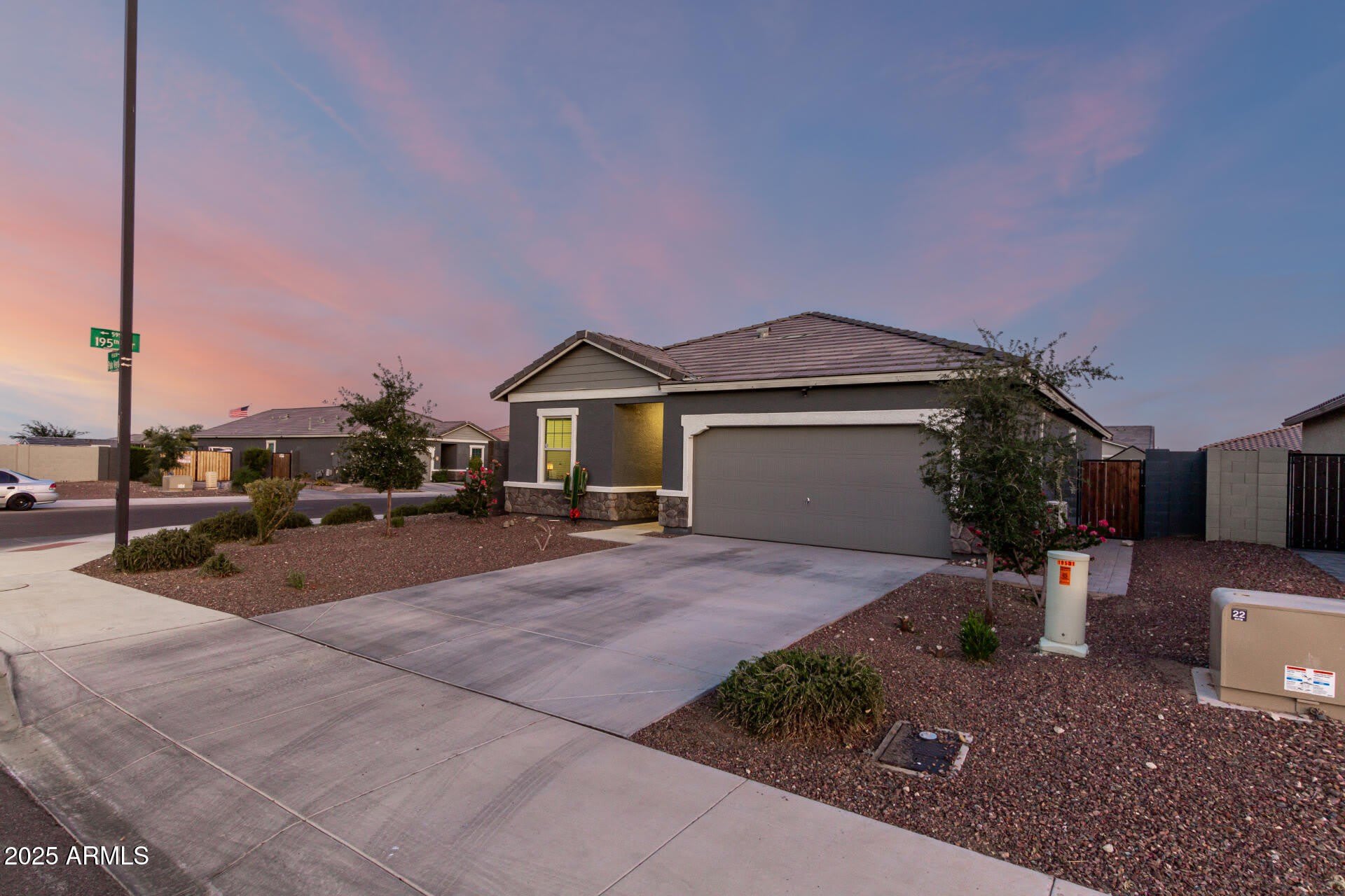 19531 W PALO VERDE Drive – photo 2