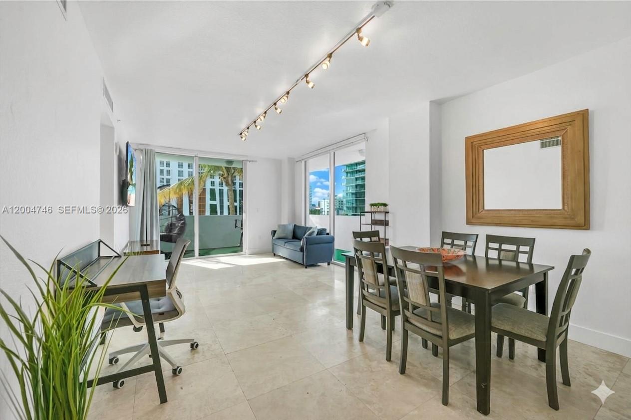 500 Northeast 29th Street – photo 2