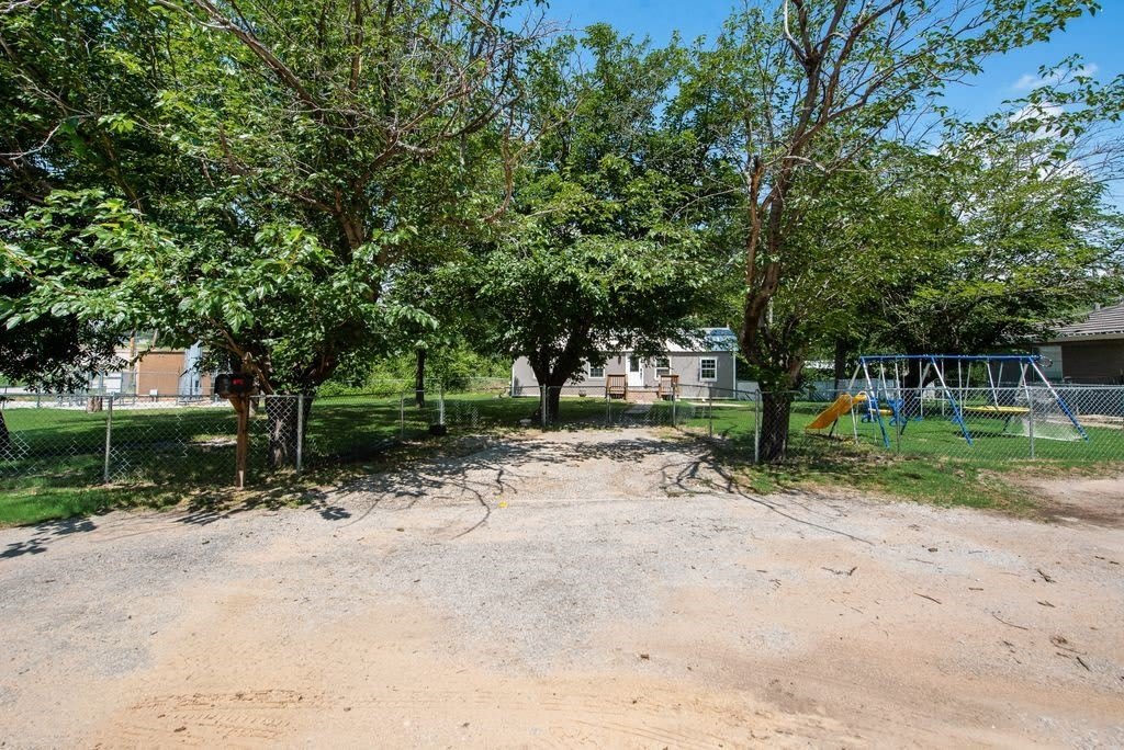1708 Florence Drive – photo 4