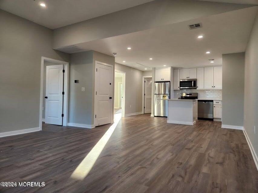 158 Mabel Avenue – photo 3