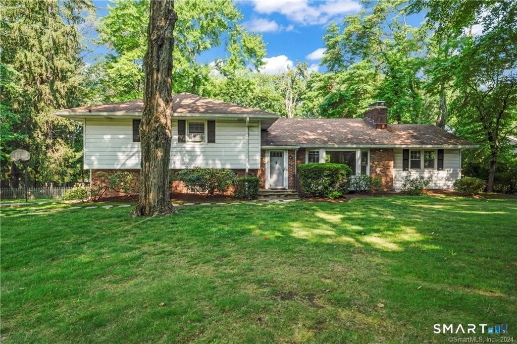791 Newfield Avenue – photo 1