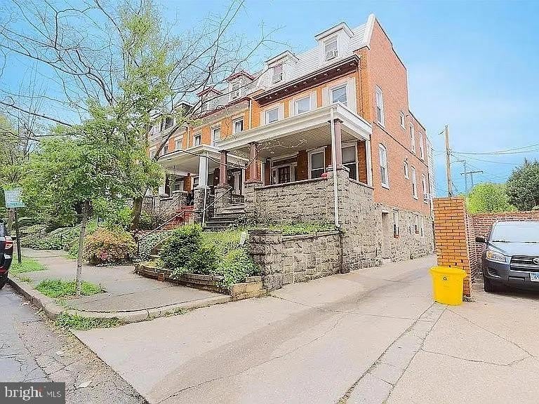 3301 GUILFORD Avenue – photo 2