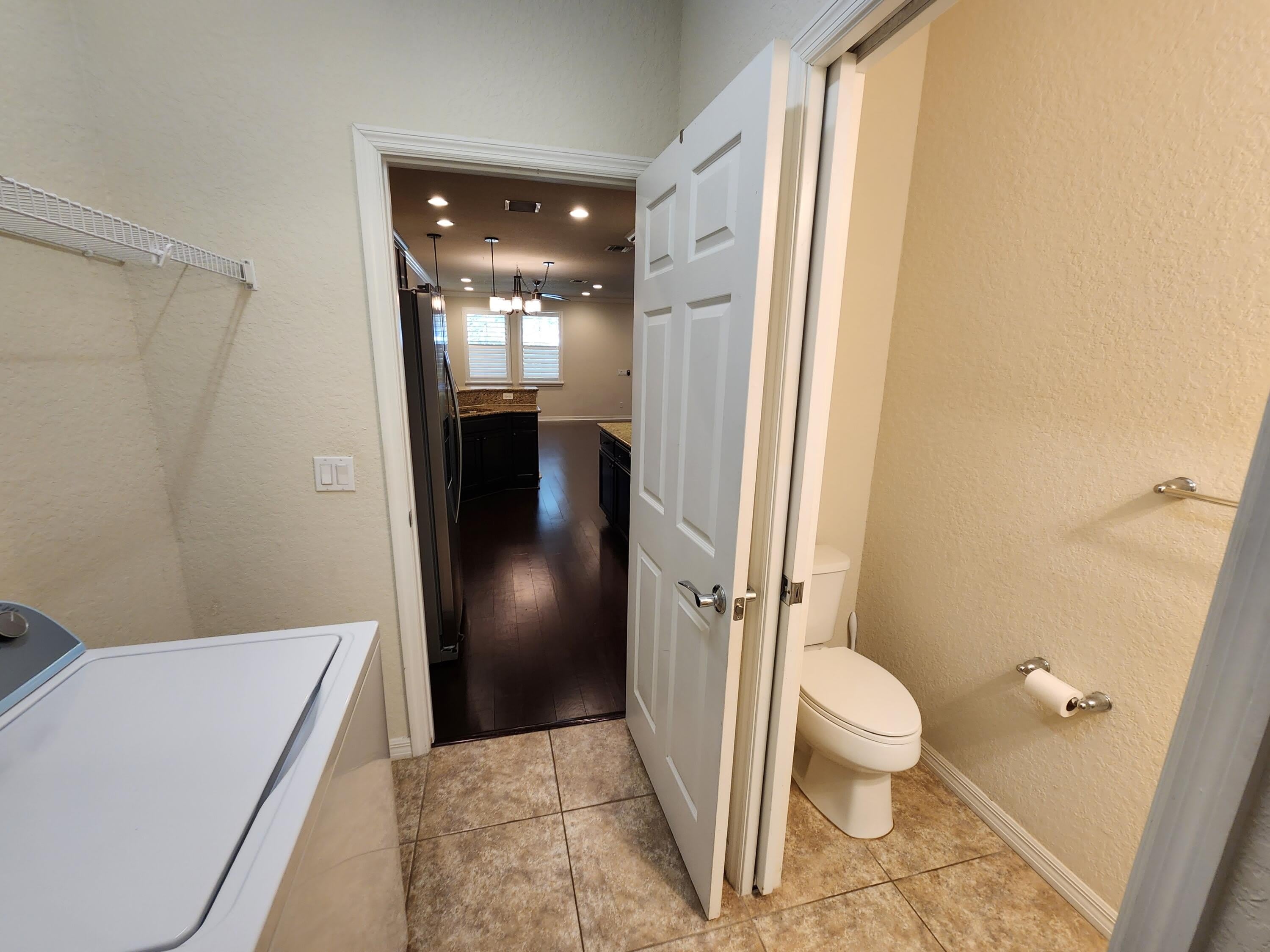 1217 Dakota Drive – photo 4