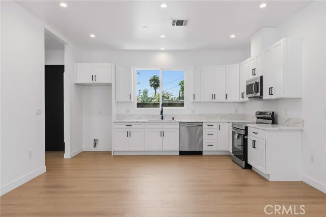 7645 Melvin Avenue – photo 4
