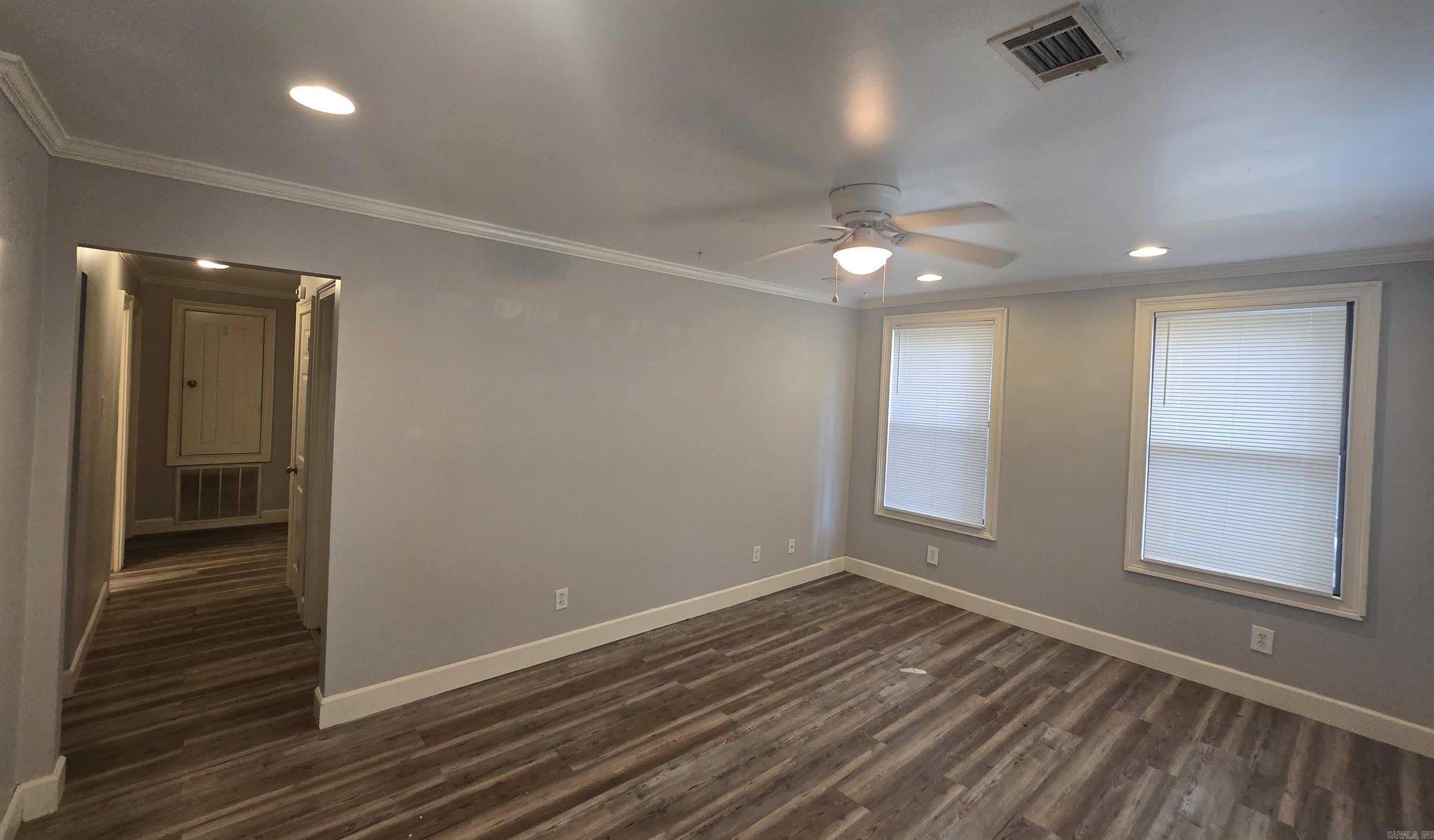 1605 S Pierce Street – photo 3