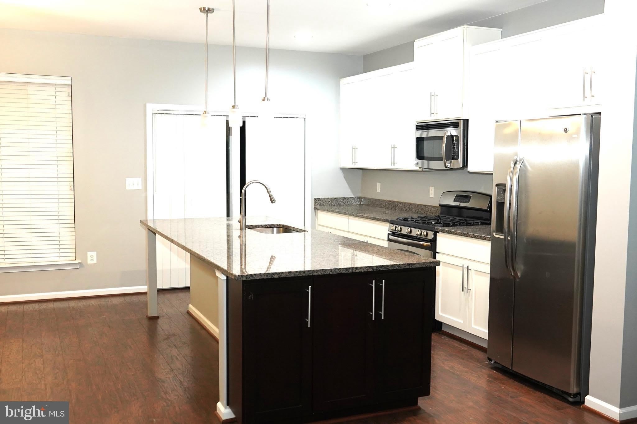 22410 GLENBOW Way – photo 4