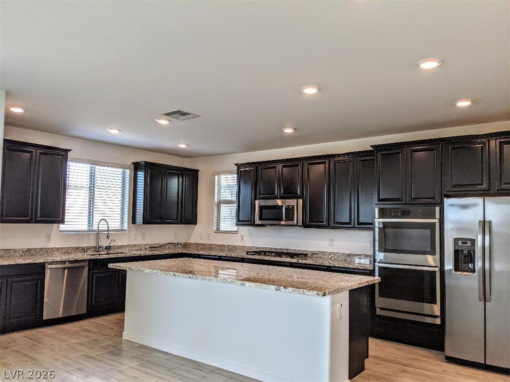 719 Foreign Reef Way – photo 4