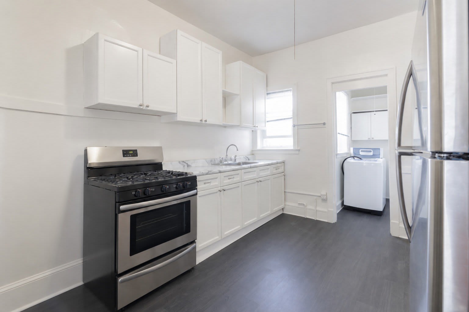 4754 N Lincoln Avenue – photo 3