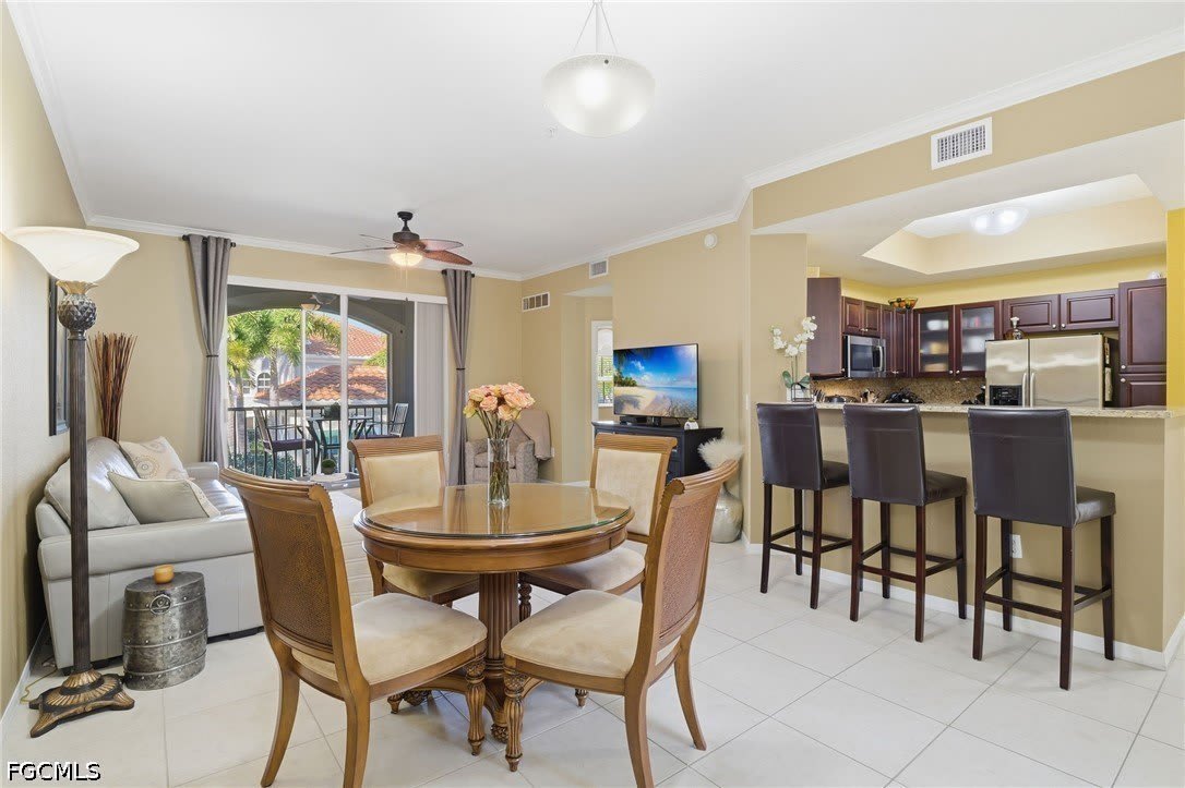 8560 Violeta Street – photo 3