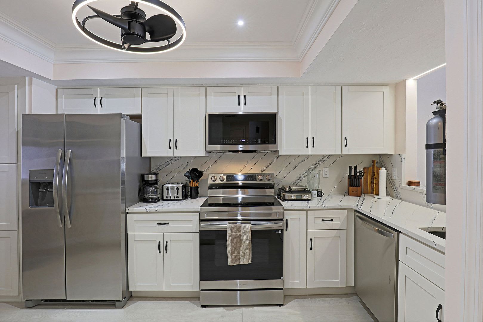 11921 Seabreeze Cove Lane – photo 3