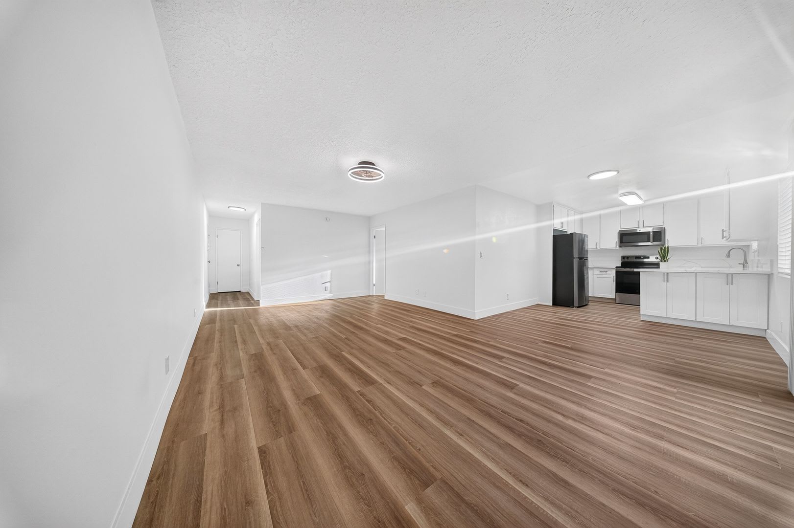 20317 Saticoy St. – photo 5
