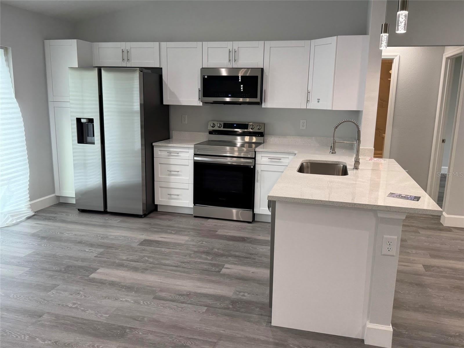 15854 SW 38 Place – photo 3