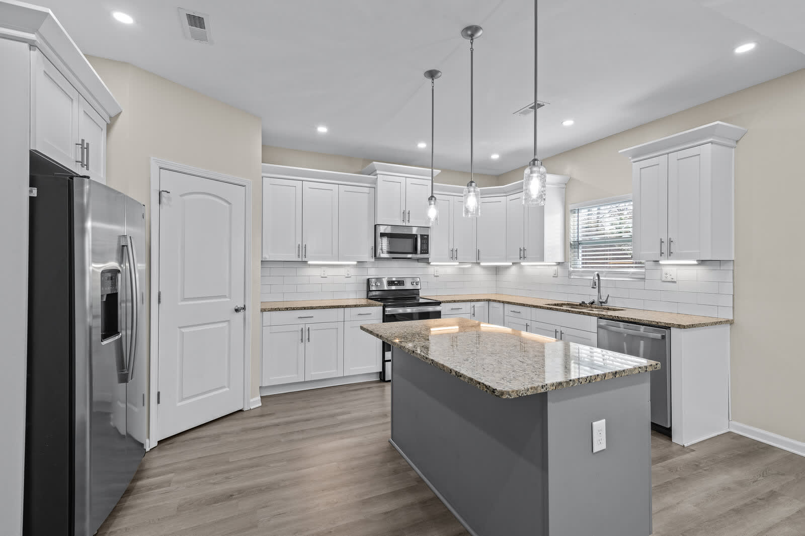 149 Kirby Street – photo 3