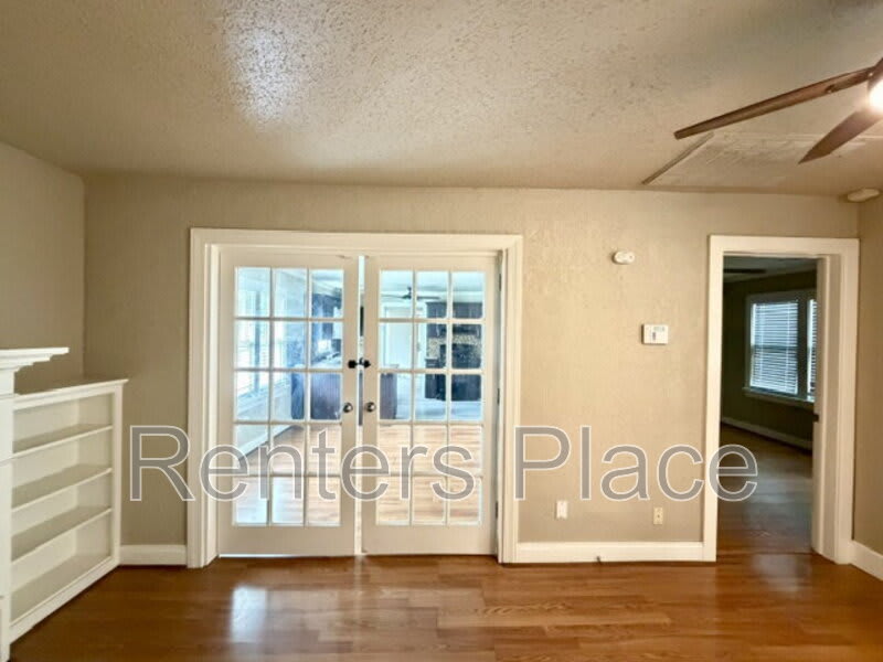 1815 North Boston Place – photo 5