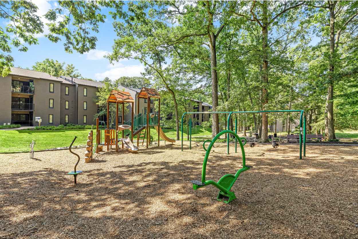 Lerner Springs at Reston Apartment Homes – photo 4