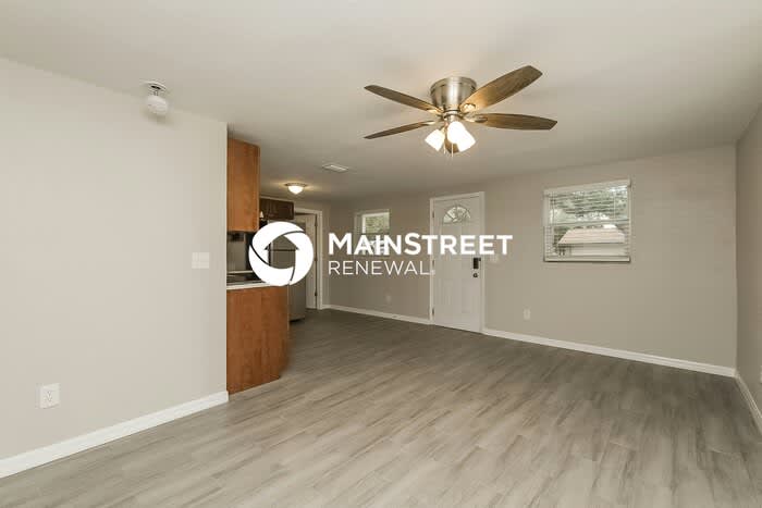 3201 East Diana Street – photo 3