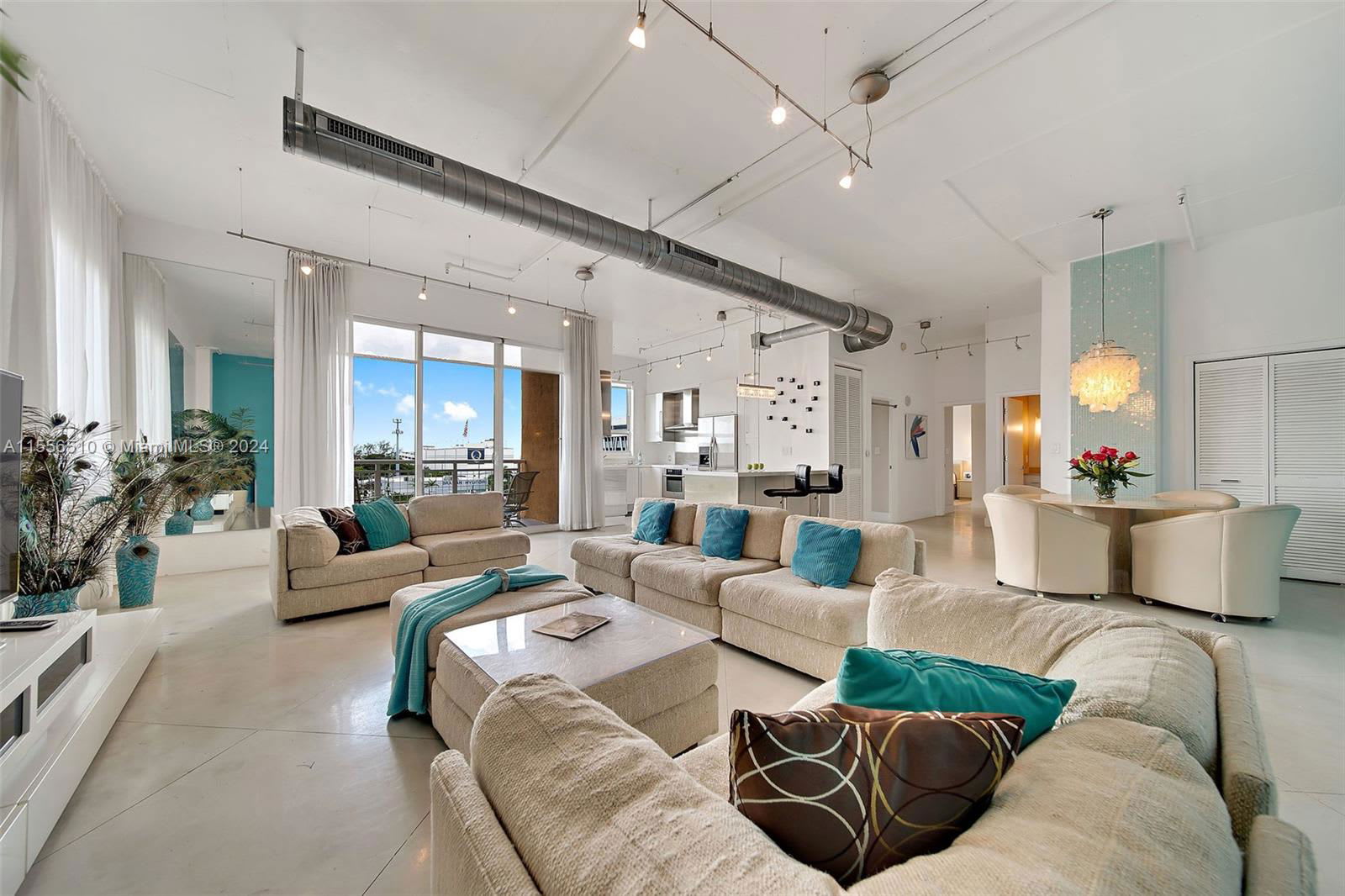 2001 Biscayne Boulevard – photo 1