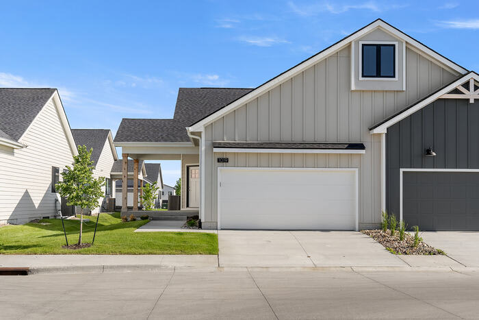 1024 Northwest Bethel Lane – photo 3