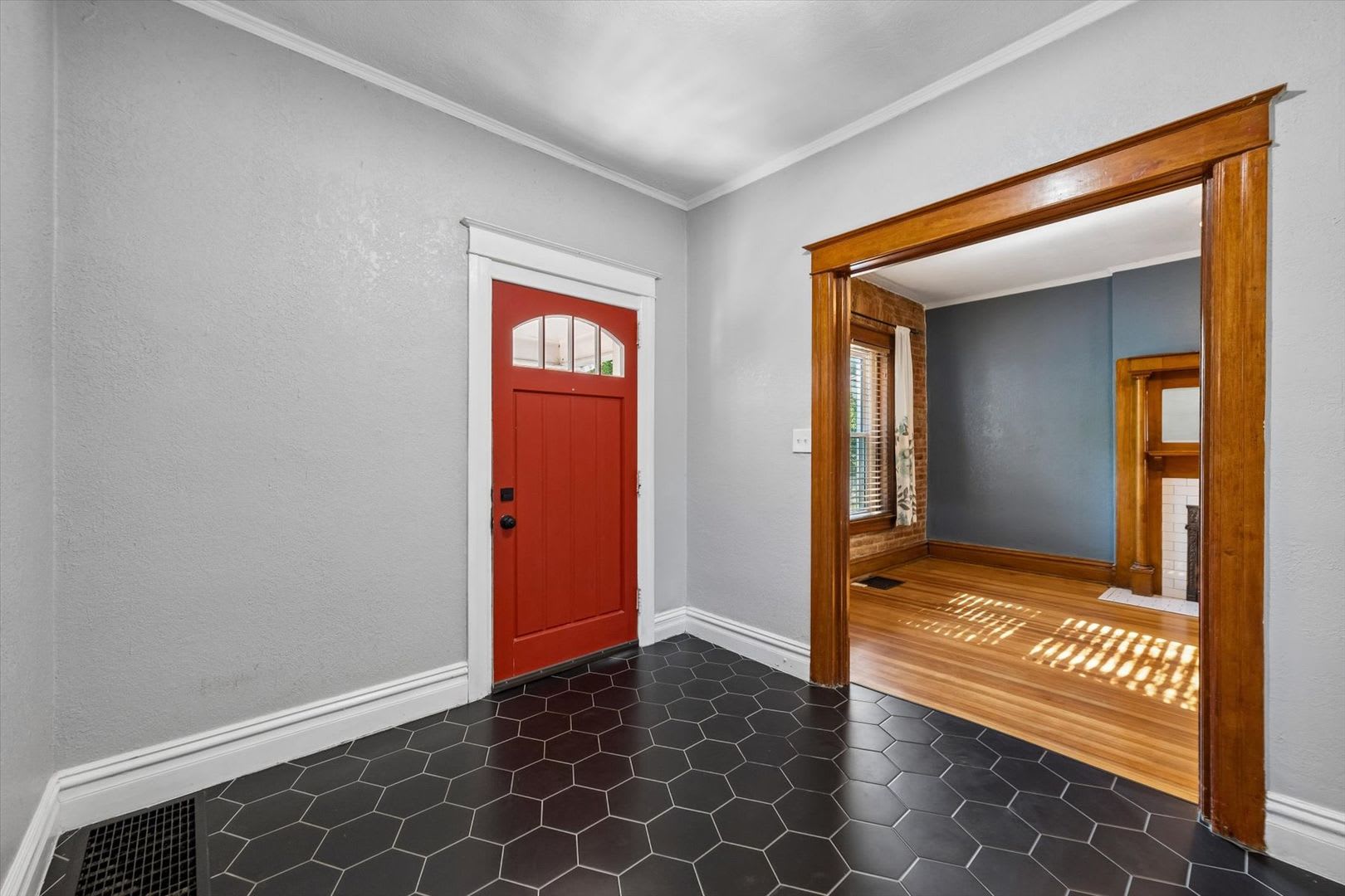 Historic Denver Charm Meets Modern Comfort – photo 3