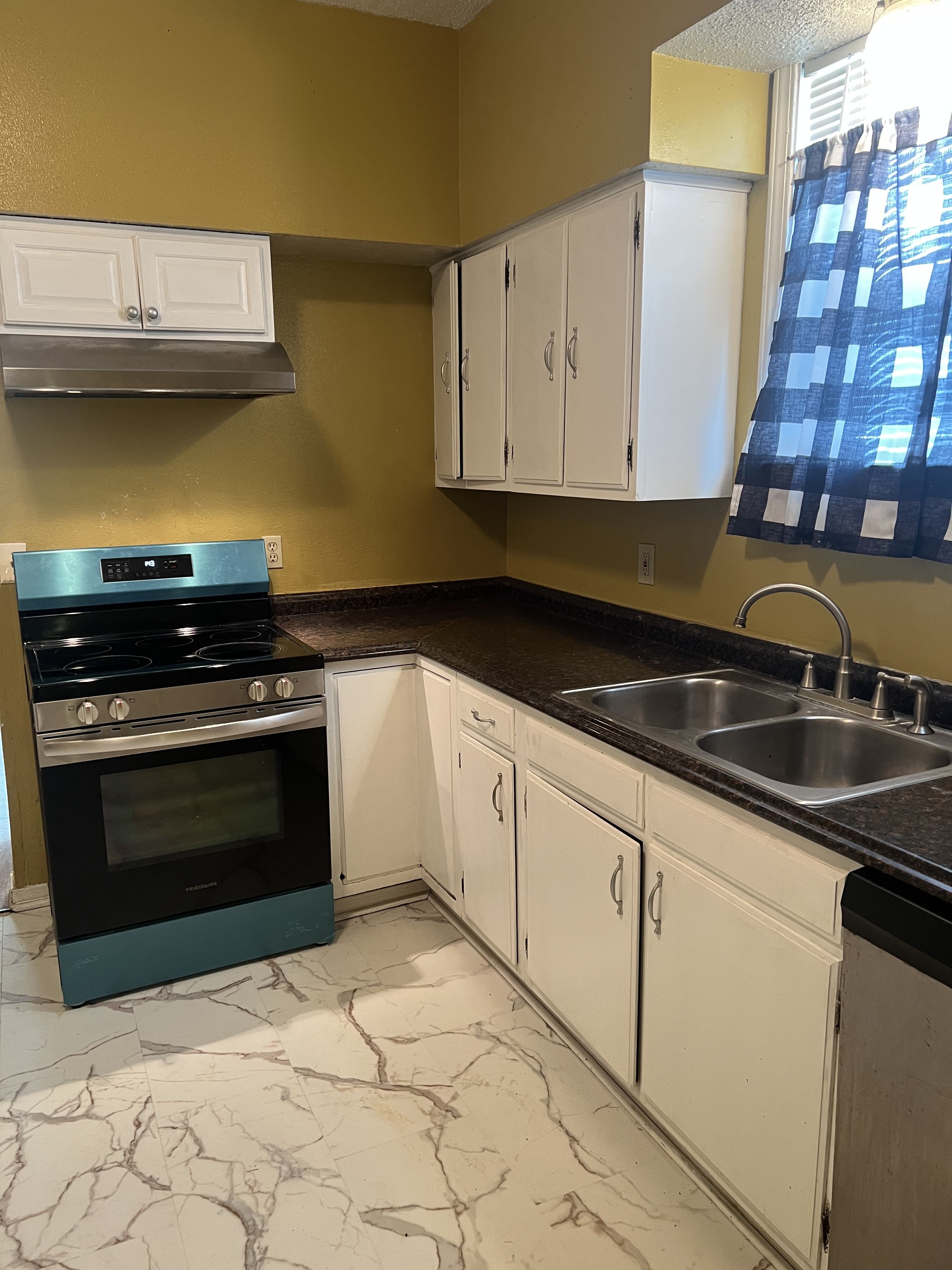 1510 Sumner Street – photo 5