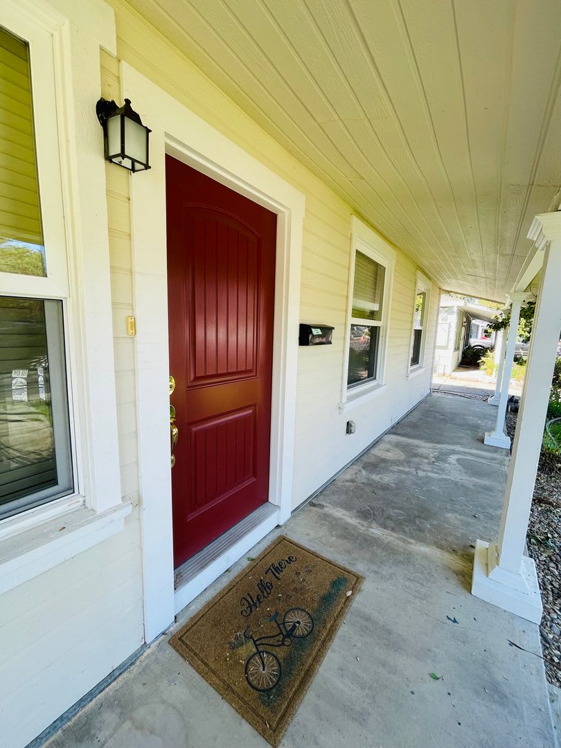 BEAUTIFUL DOWNTOWN PROPERTY!! Walking distance to downtown Vacaville. – photo 5