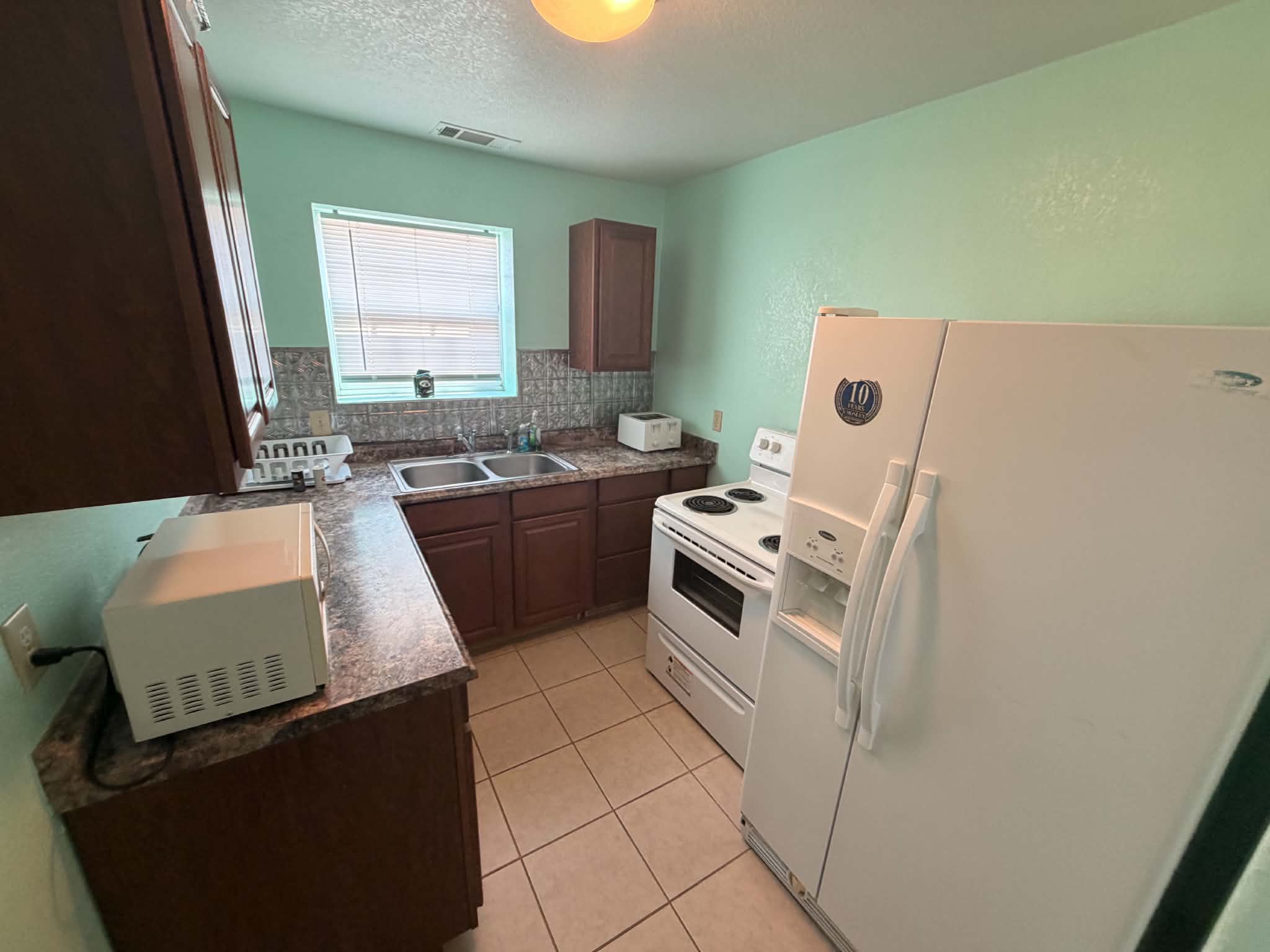 1018 East 3rd Street1018 East 3rd Street1018 East 3rd Street – photo 5