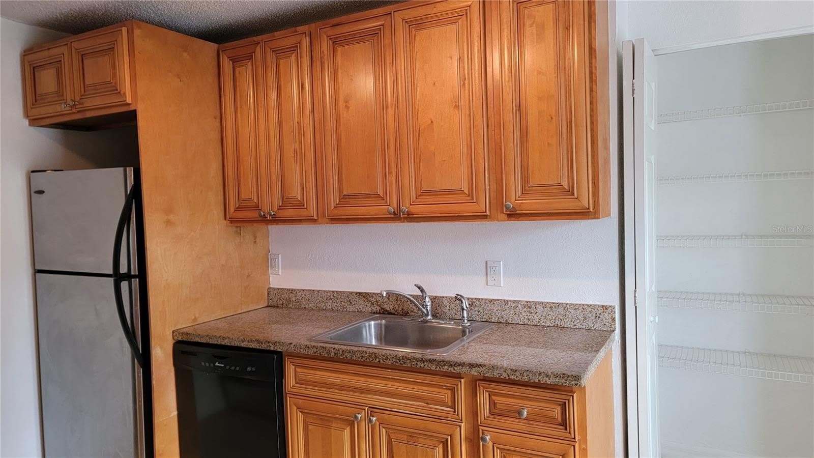 4023 VERSAILLES Drive – photo 4