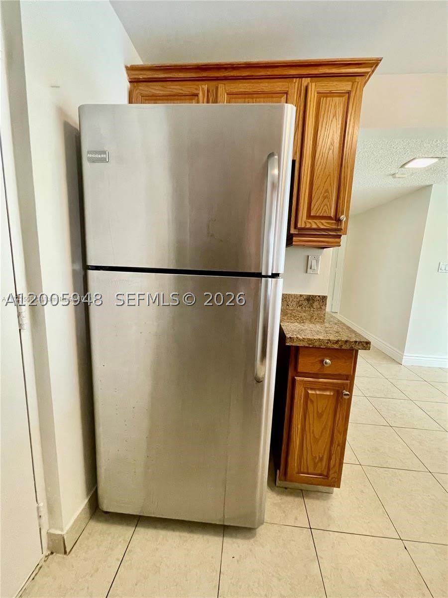 2320 S Cypress Bend Dr – photo 4