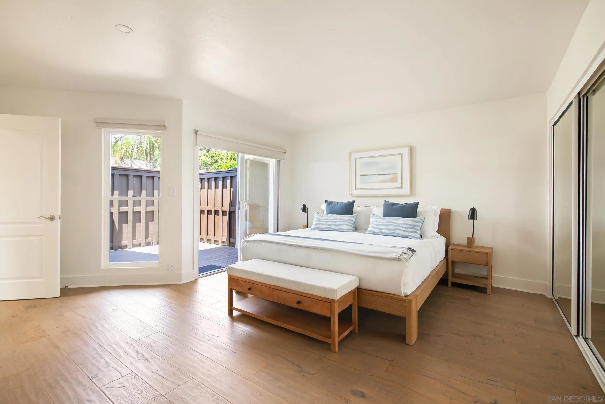2452 Azure Coast Dr – photo 4