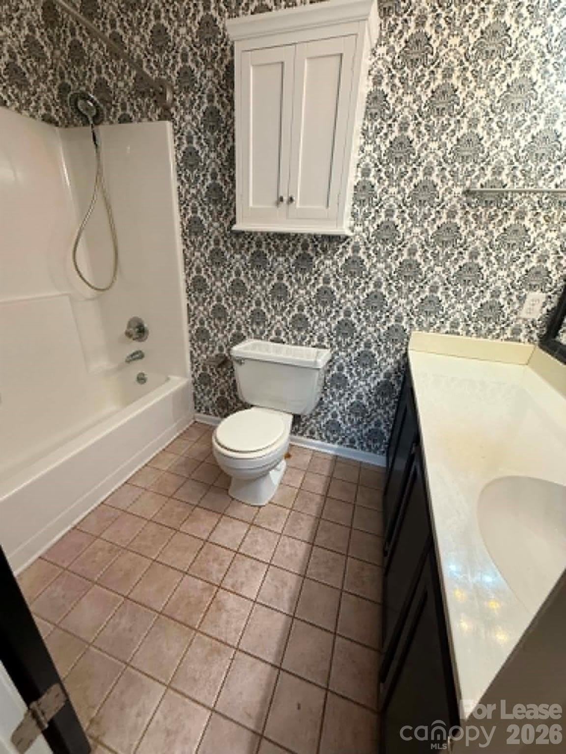 327 Eastwood Drive – photo 3