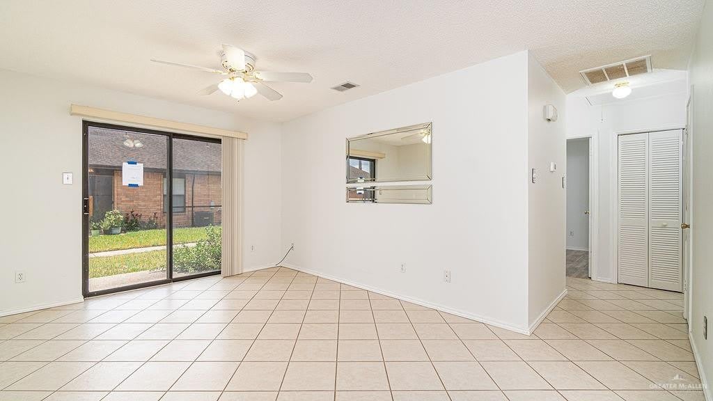 1500 S Evergreen Avenue – photo 4