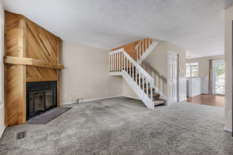 6749 Mountain Top Lane – photo 3