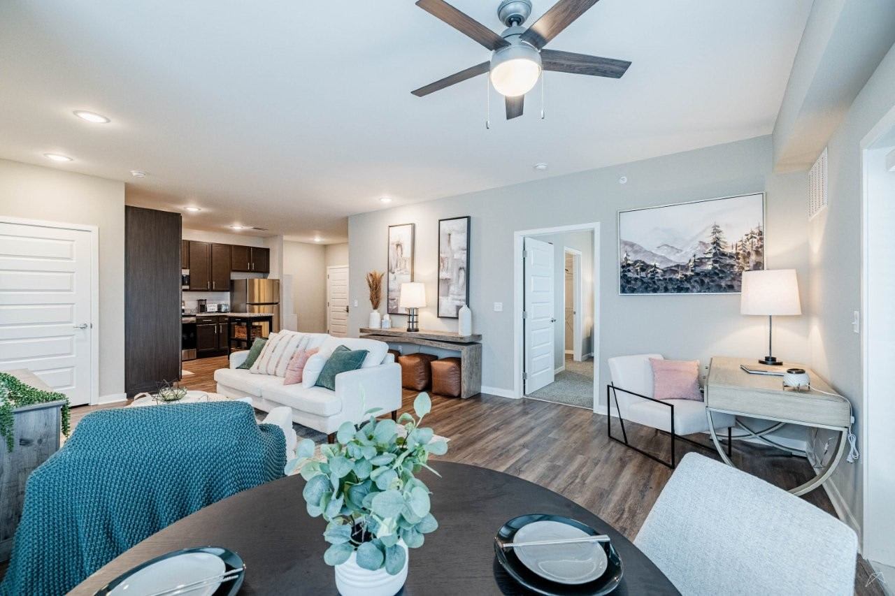 2309 Aspen St – photo 2