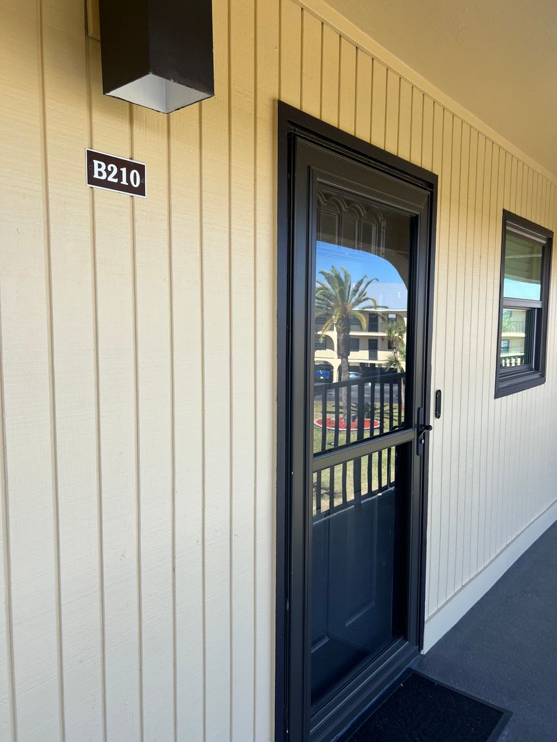 Located on the Myakka River in El Jo Bean 2nd floor – photo 4