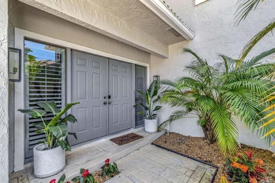 11839 PEBBLEWOOD Drive – photo 3