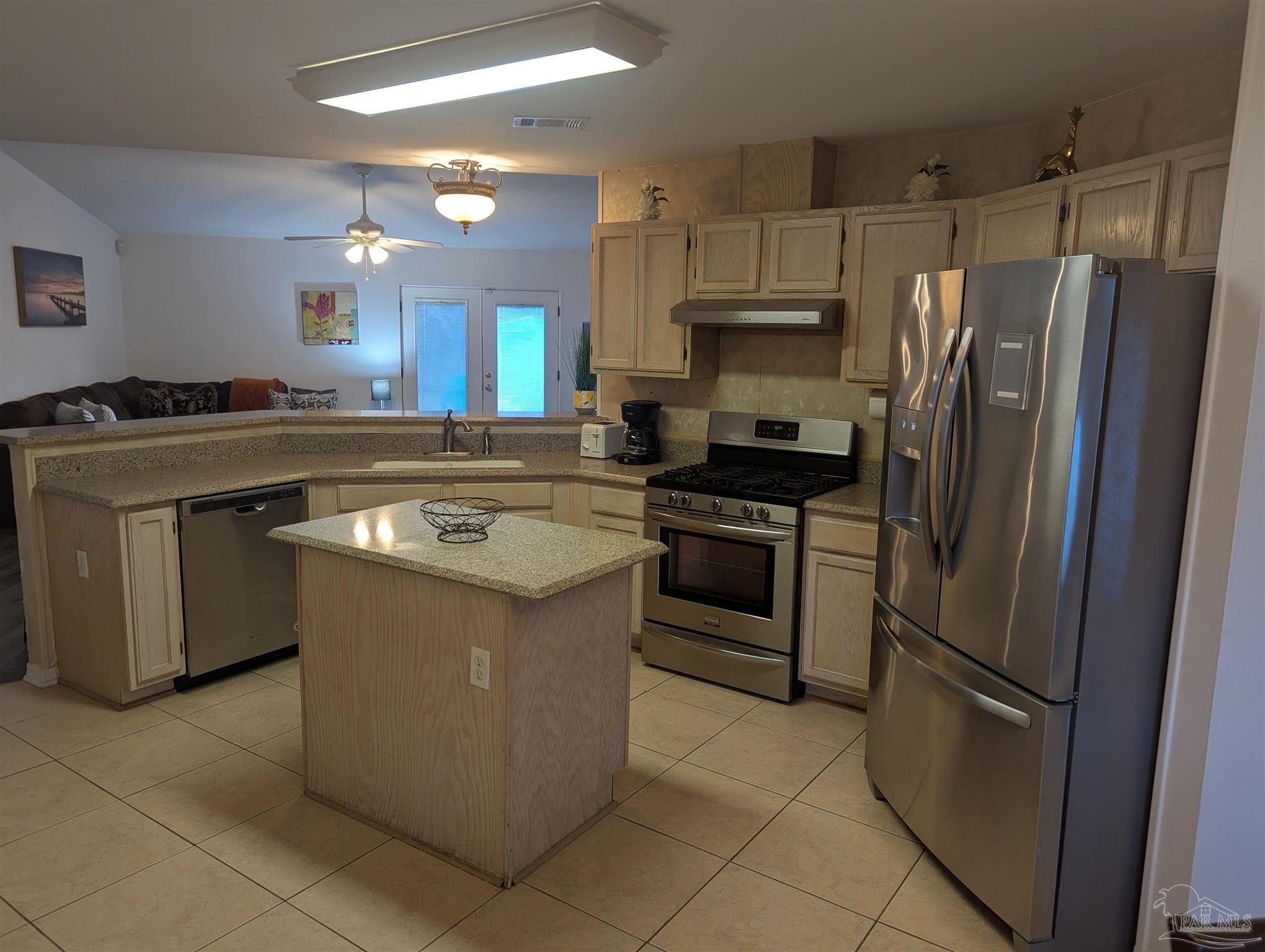 4009 Shorewood Dr – photo 5