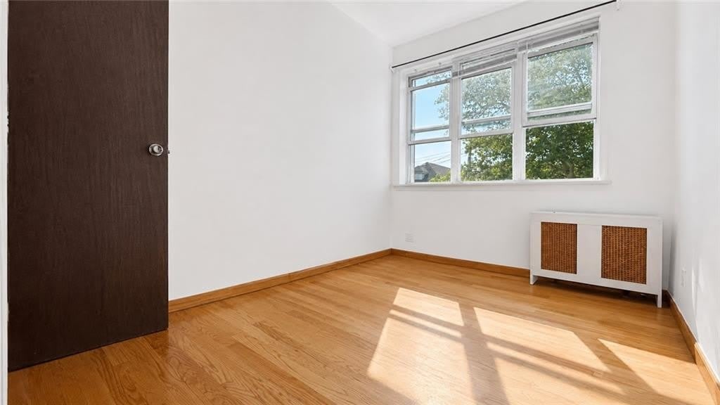 36 Bay 35th Street – photo 4