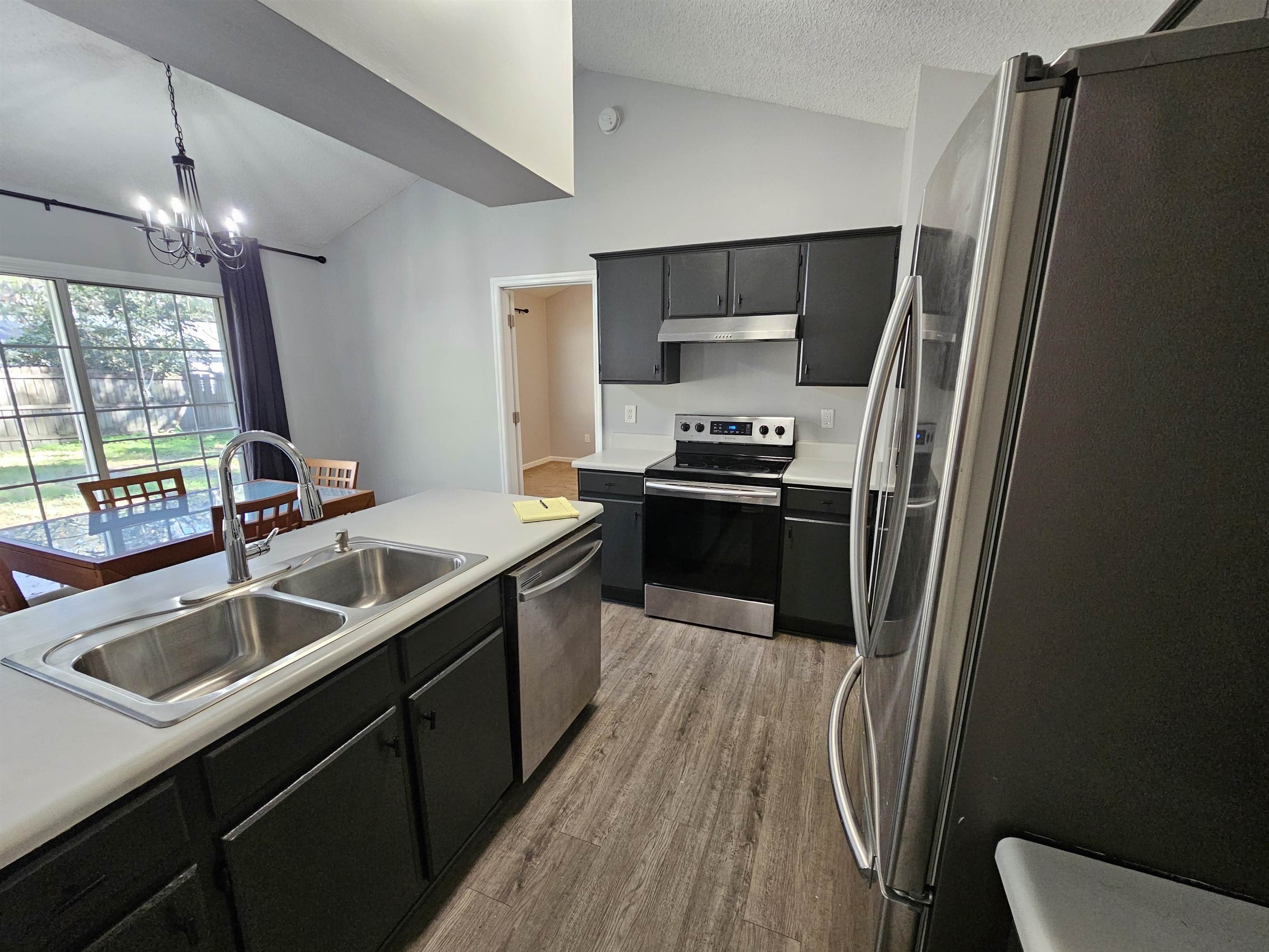 2428 Beechnut Lane – photo 4