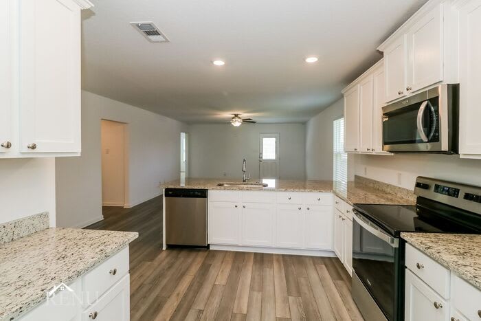 14117 Hacienda Estates Drive – photo 3