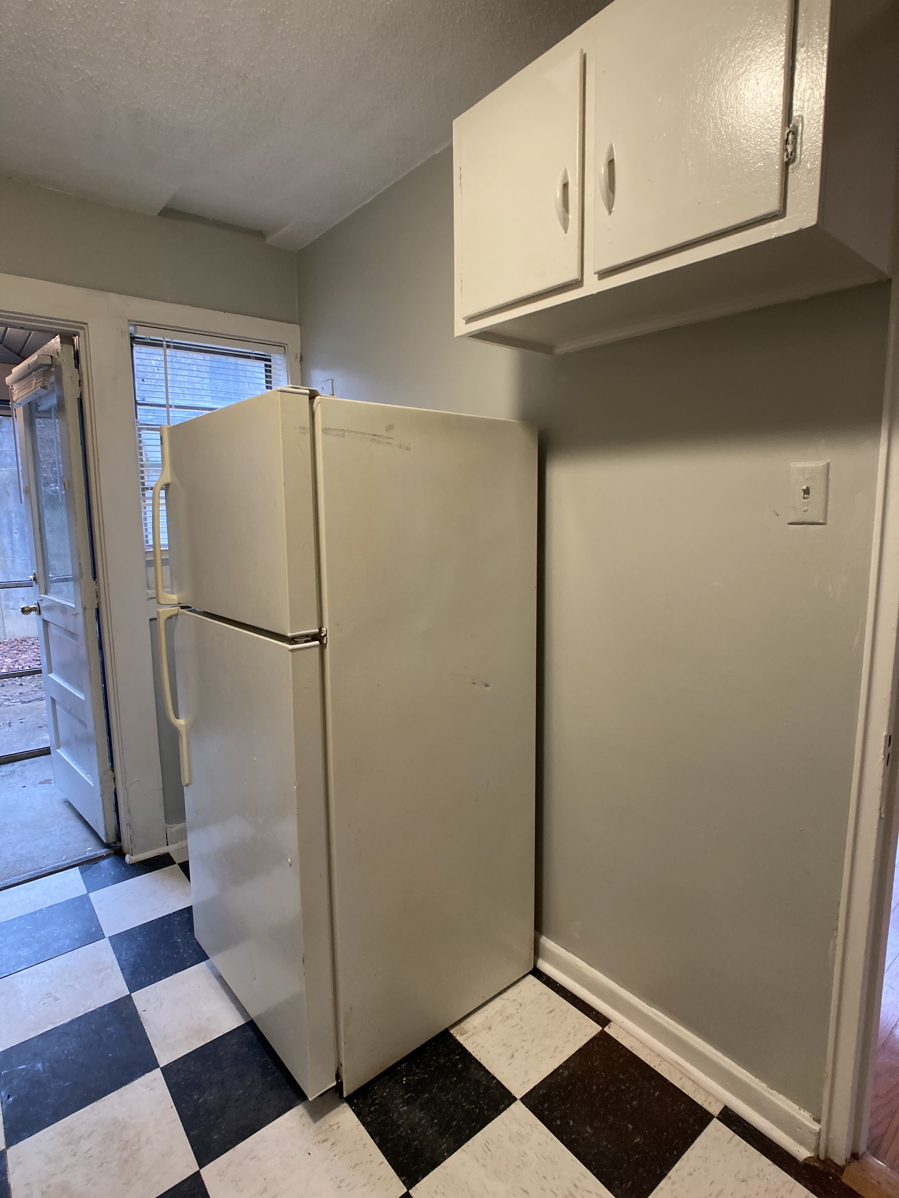 1640 Valley Ave – photo 4