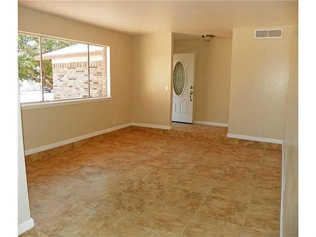 333 LOMONT Drive – photo 2