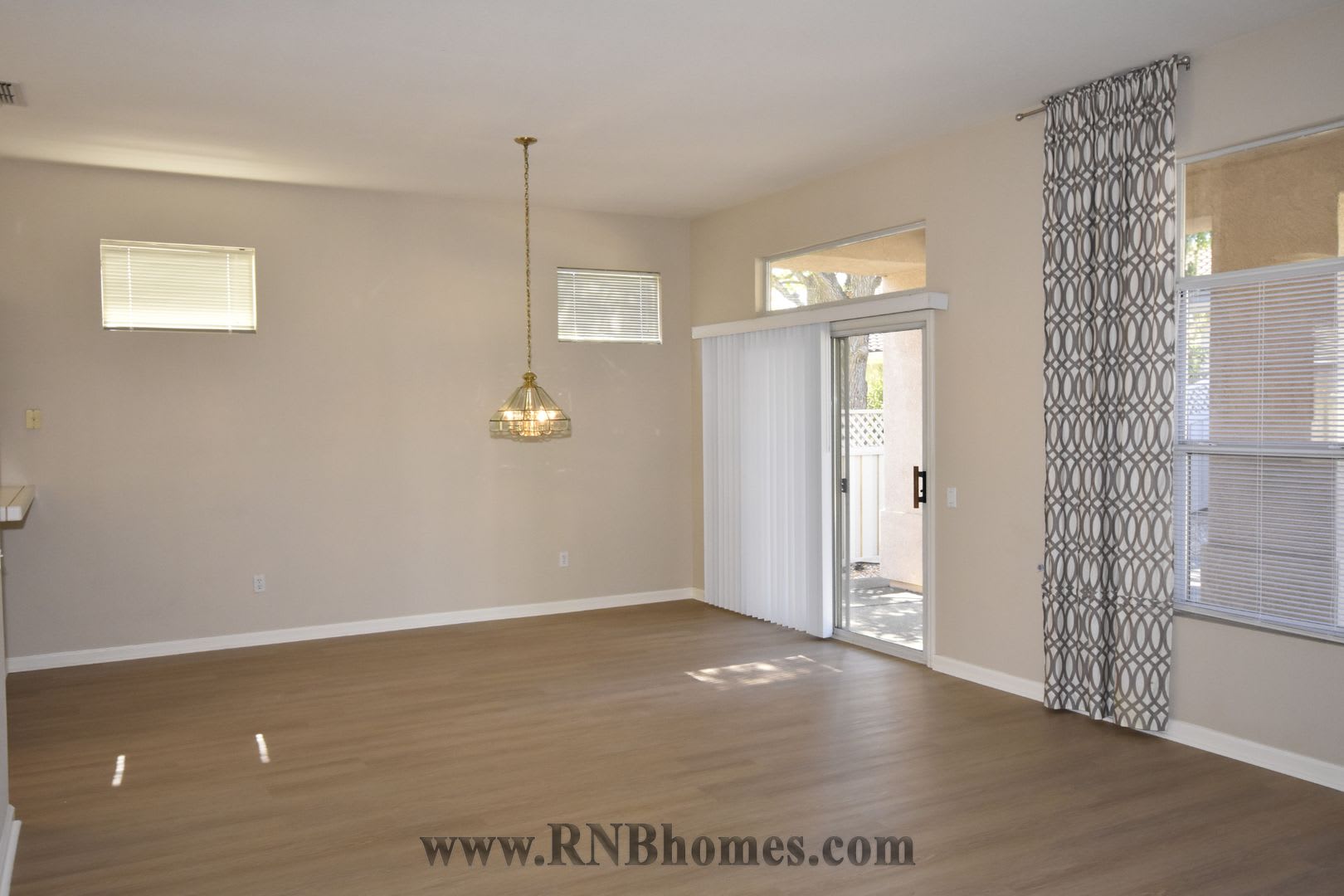 408 Angelrock Court – photo 4