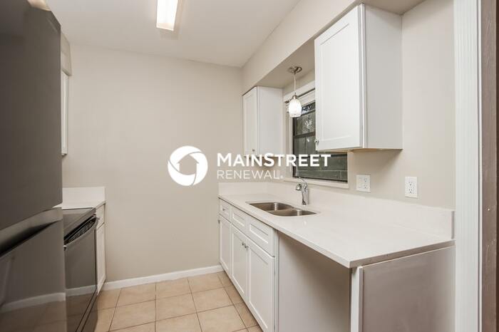 1114 Ivanhoe Street Northwest – photo 5