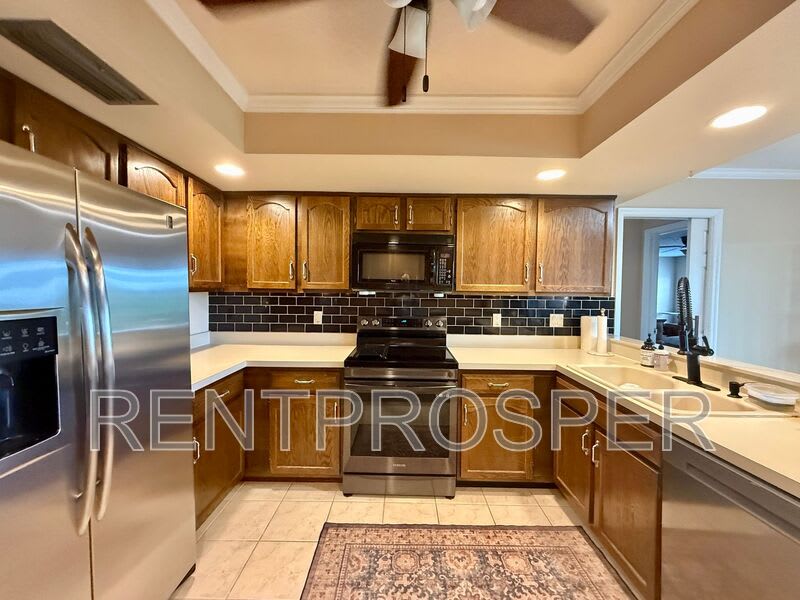 1739 Lake Marion Dr – photo 3