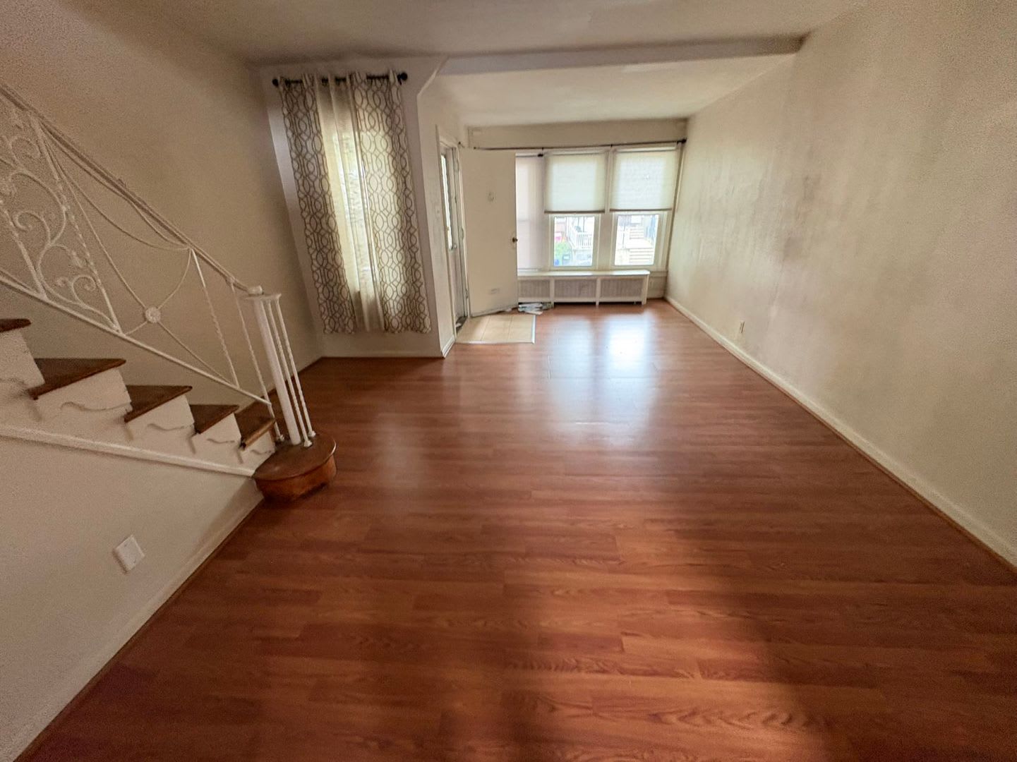 4112 Stirling St. – photo 3