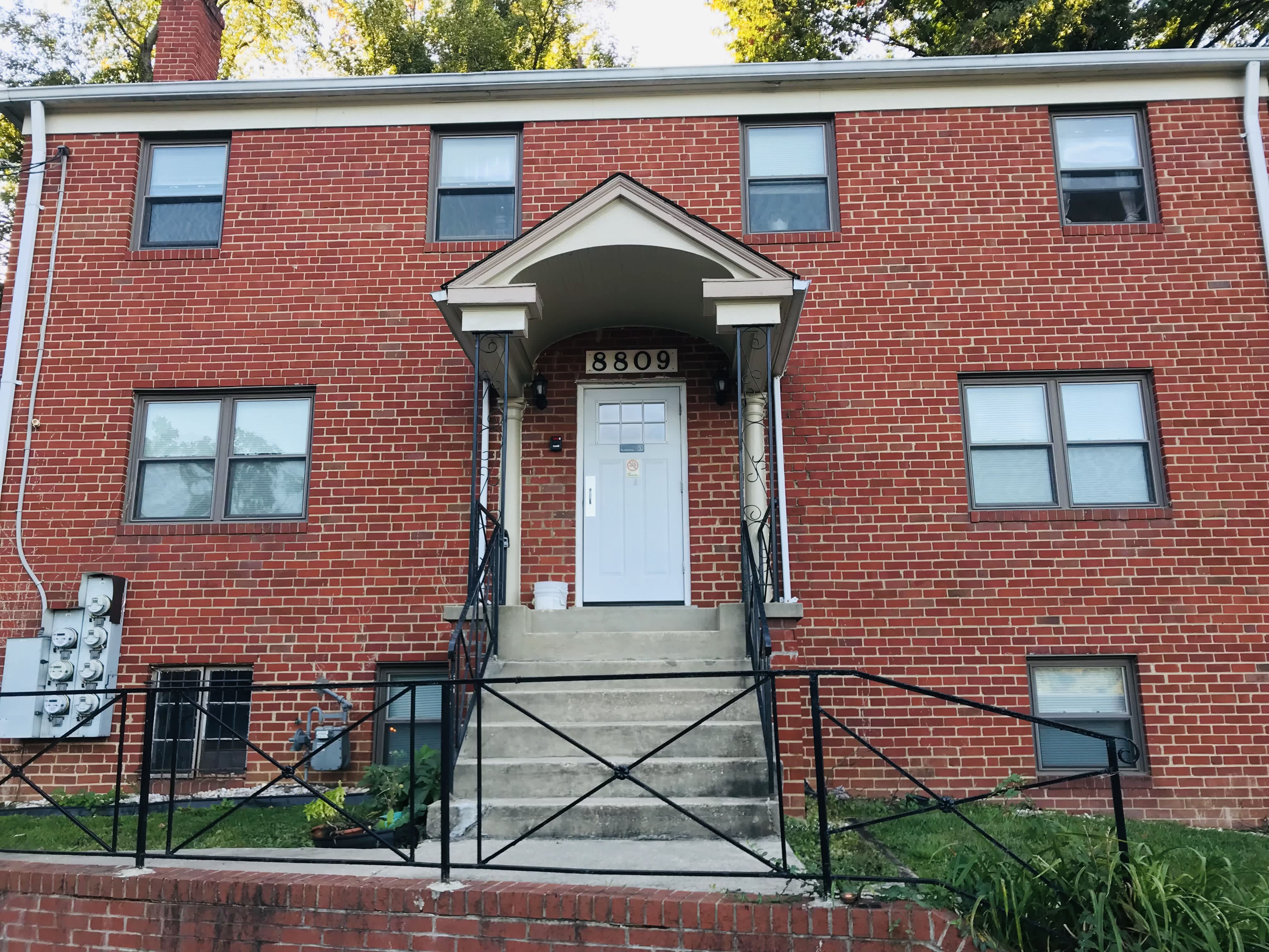8809 Plymouth St Apt 3 – photo 2
