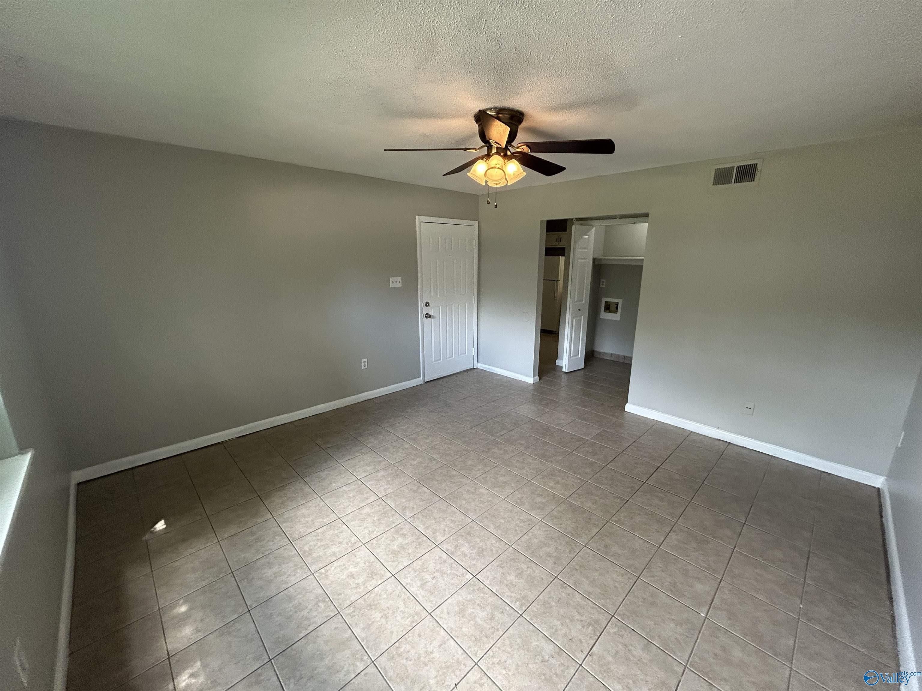 120 Michael Avenue – photo 2
