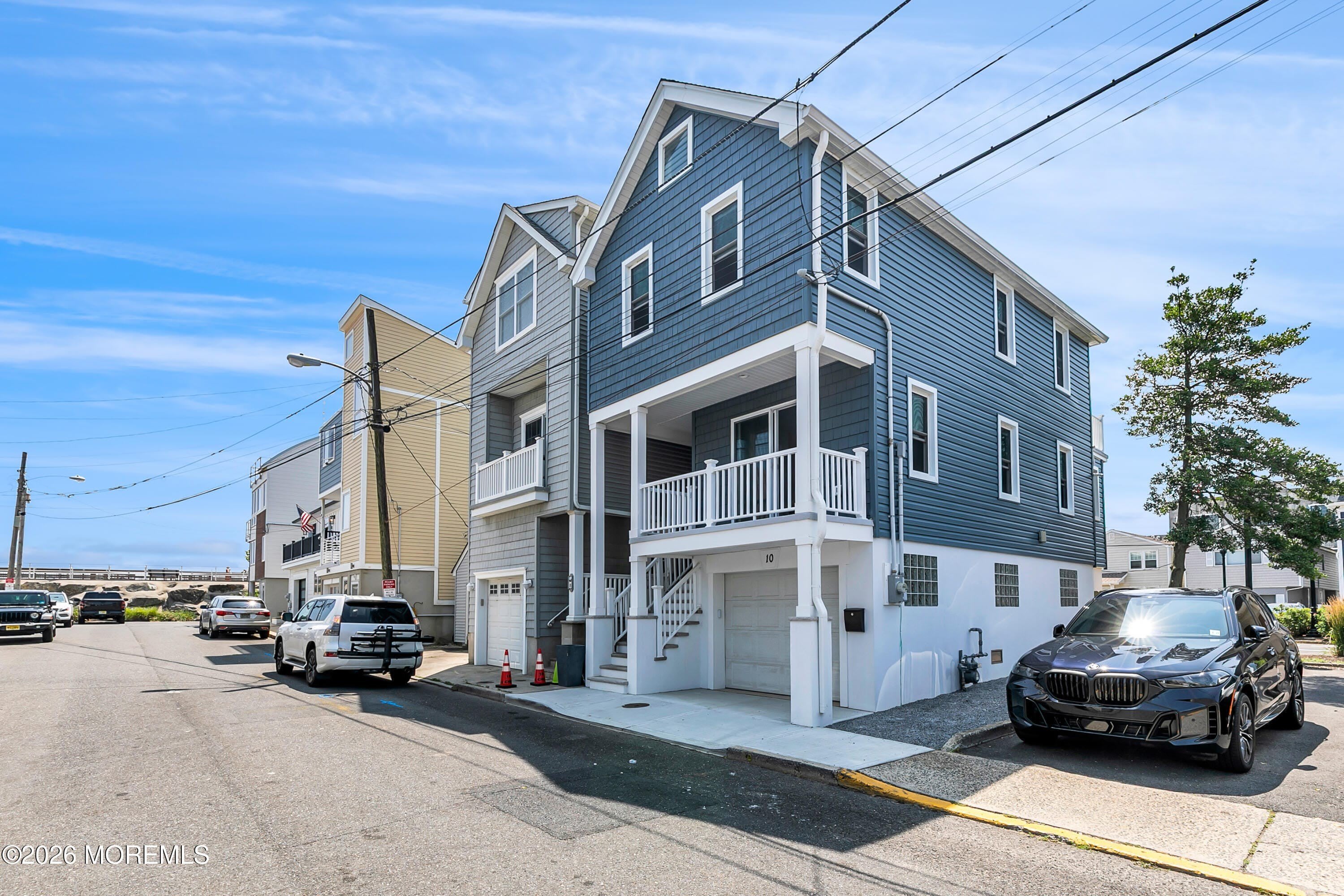 10 NE Church Street – photo 1