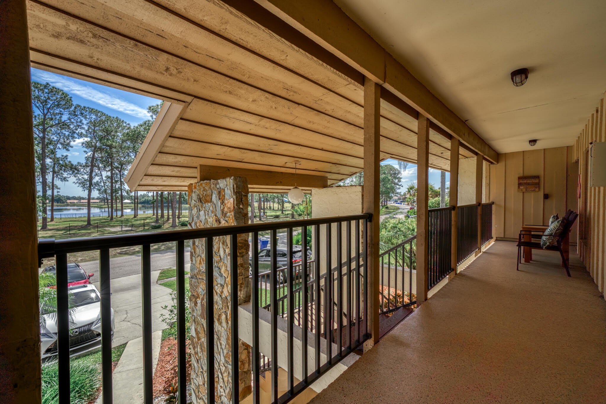 3833 Edgewater Drive – photo 5