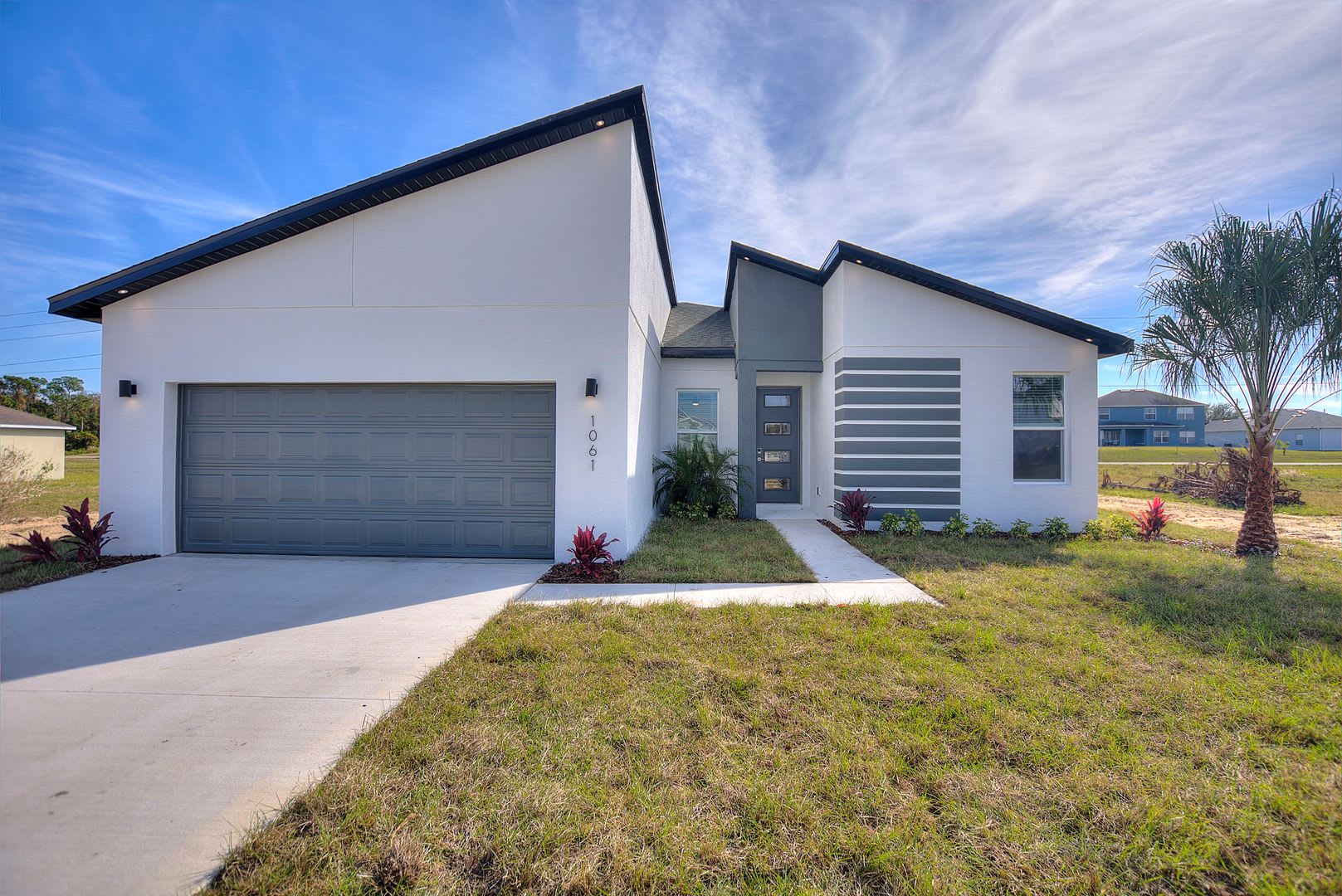 Modern, Energy-Efficient Home with All the Upgrades – photo 1